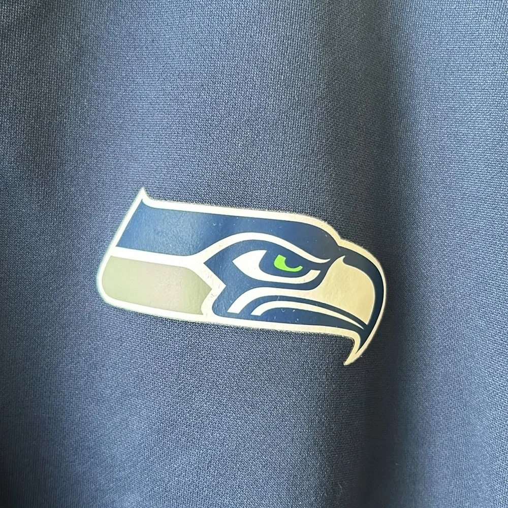 Team Apparel NFL Seattle Seahawks 1/4 Zip pullover - Picture 3 of 10